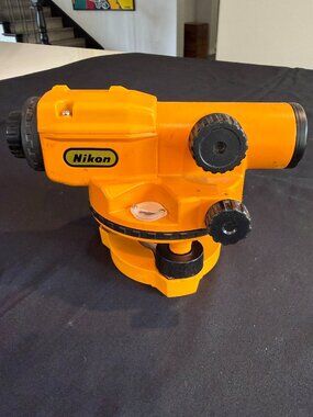 Nikon AX-1 Surveyor Level